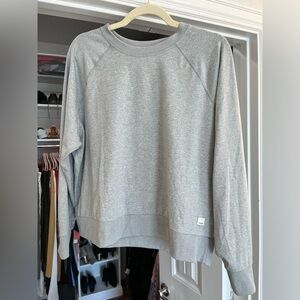 Long Sleeve Halo Crew from Vuori.